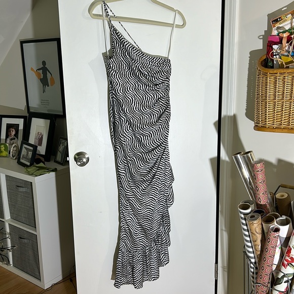 Cinq a Sept Silk Christel Ruched Midi Dress 4 - Picture 2 of 9